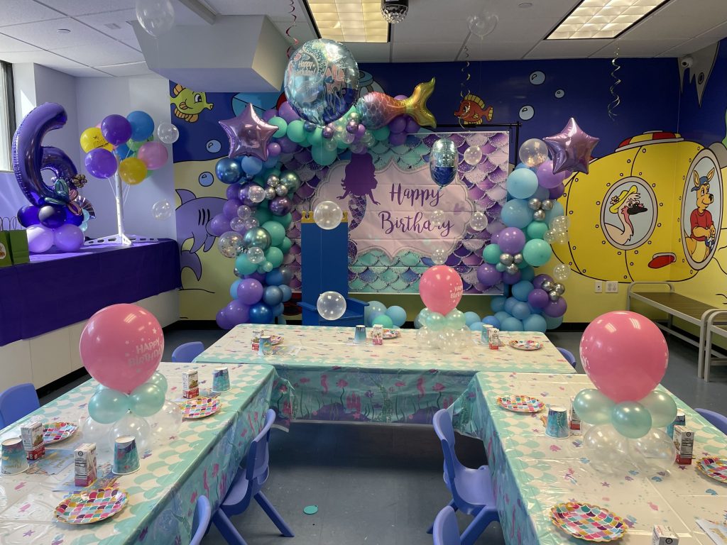 Mermaid Garland with Backdrop