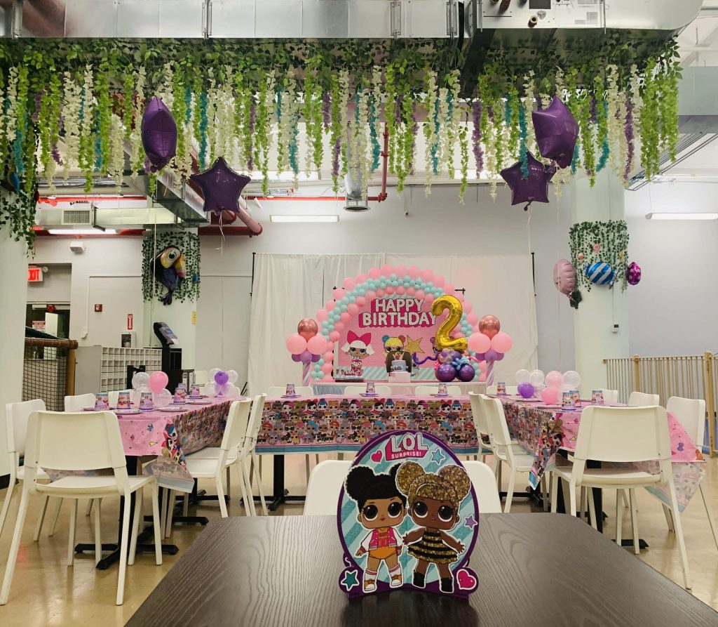 Private Party LOL Girls Style 421 zoomout