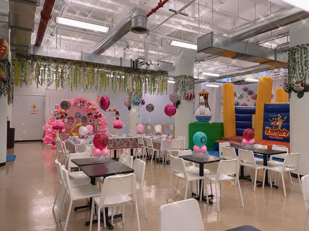 Private Party LOL Girls Style 431 zoomedout